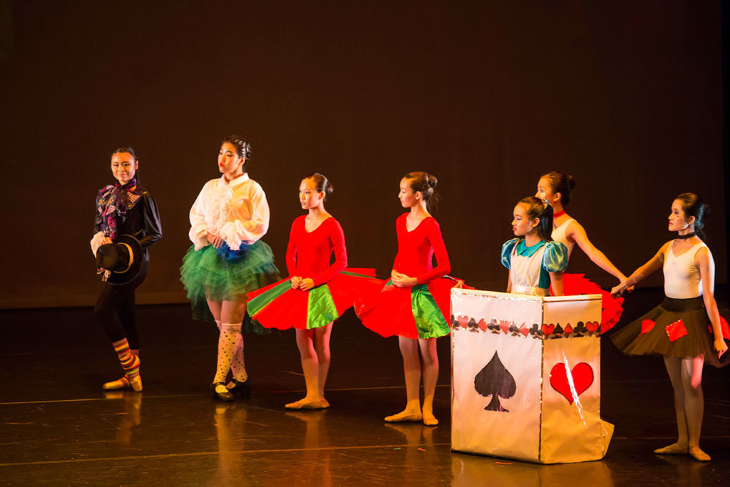 Crestar School of Dance - Alice in Wonderland